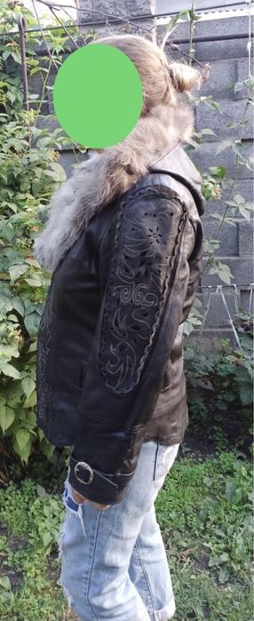 Продам кожаную куртку