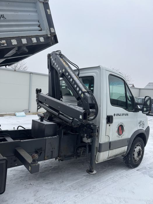 Iveco 65C15 cu Macara si basculabil