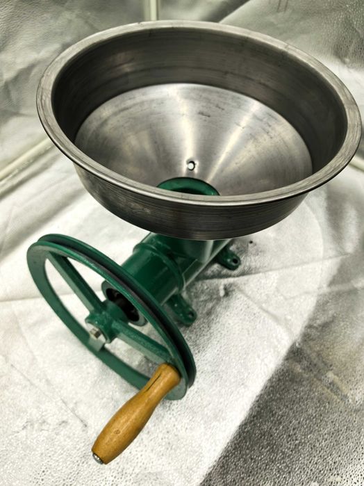 Masina de tocat carne fanta manuala 249 lei