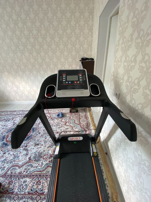 Беговая дорожка.