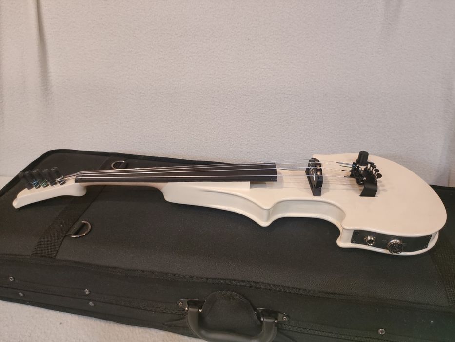 Zeta violin alba imbus