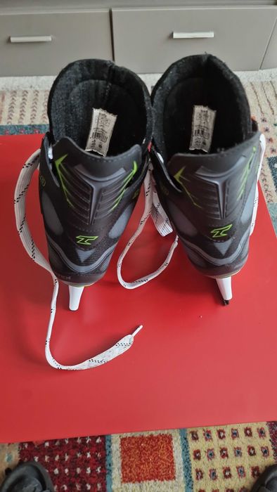 Чисто нови  хокейни кънки TEMPISH 1.0 39 номер