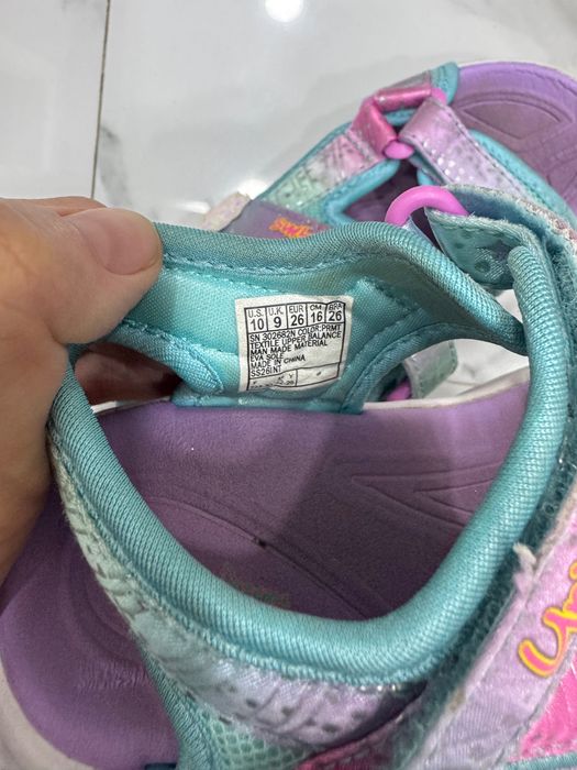 Босоножки Skechers 26р