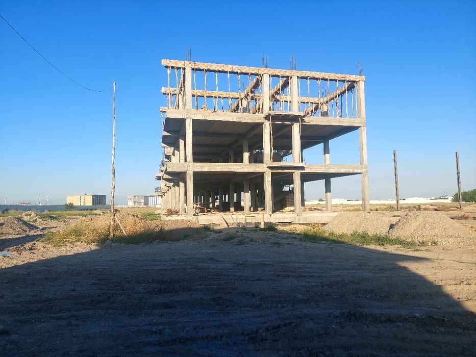 Нолдан уй курамиз