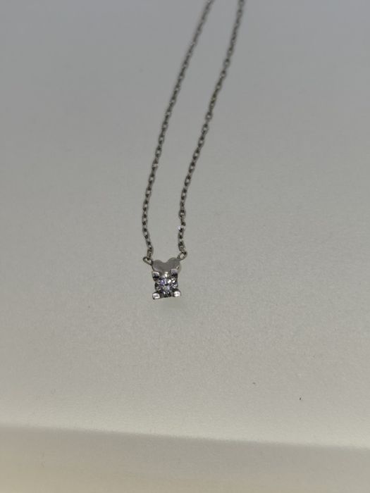 Lanț aur 18k 1.89gr cu diamant natural 0.10ct la baza gatului (r)