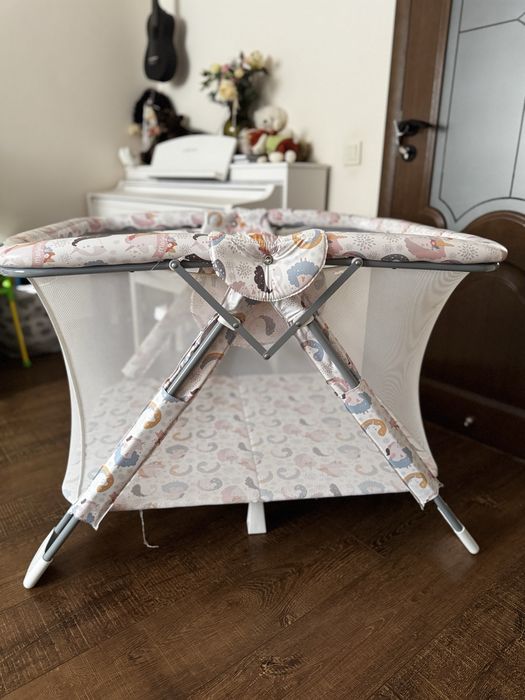 Манеж- книжка в отличном состоянии