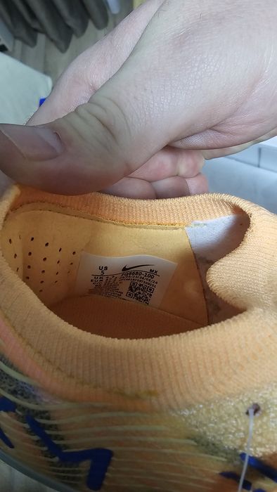 Vând ghete Nike km elite