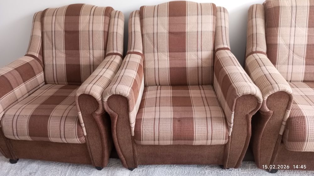 Диван и два кресла