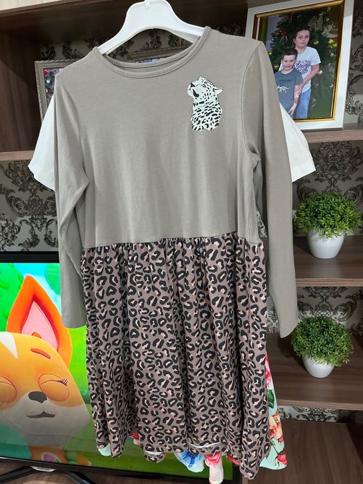 Продам платья на девочку