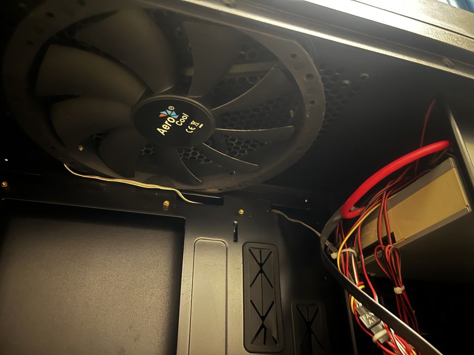 Продам большой корпус