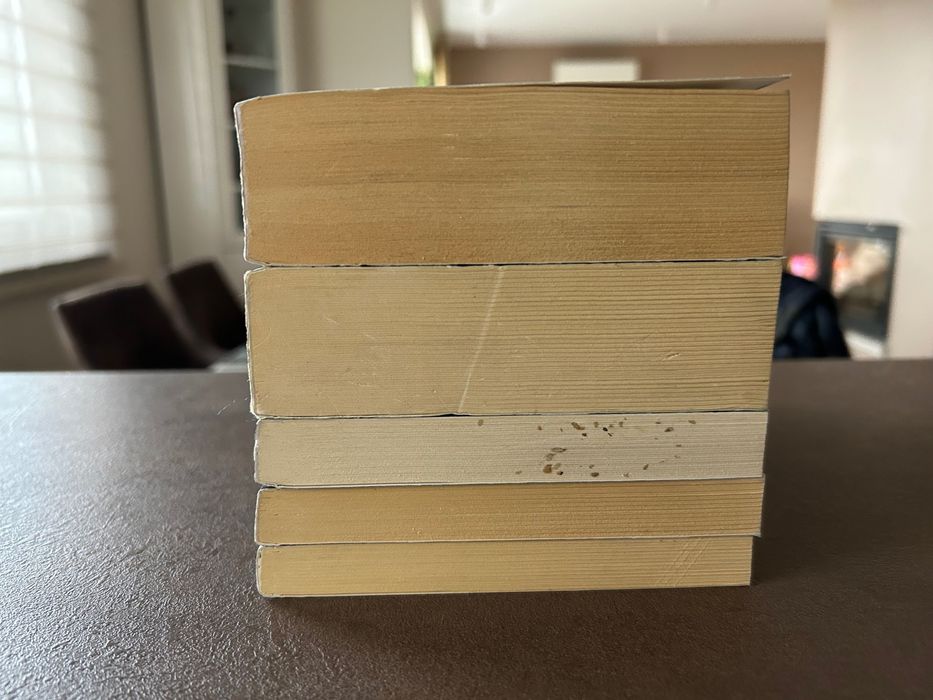 "Дневниците на вампира" на Л. Дж. Смит