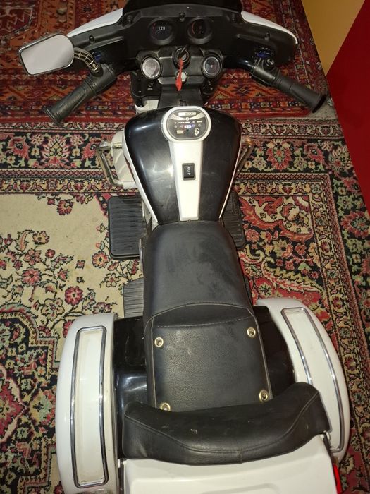 Продам детский  электро  мотоцикл