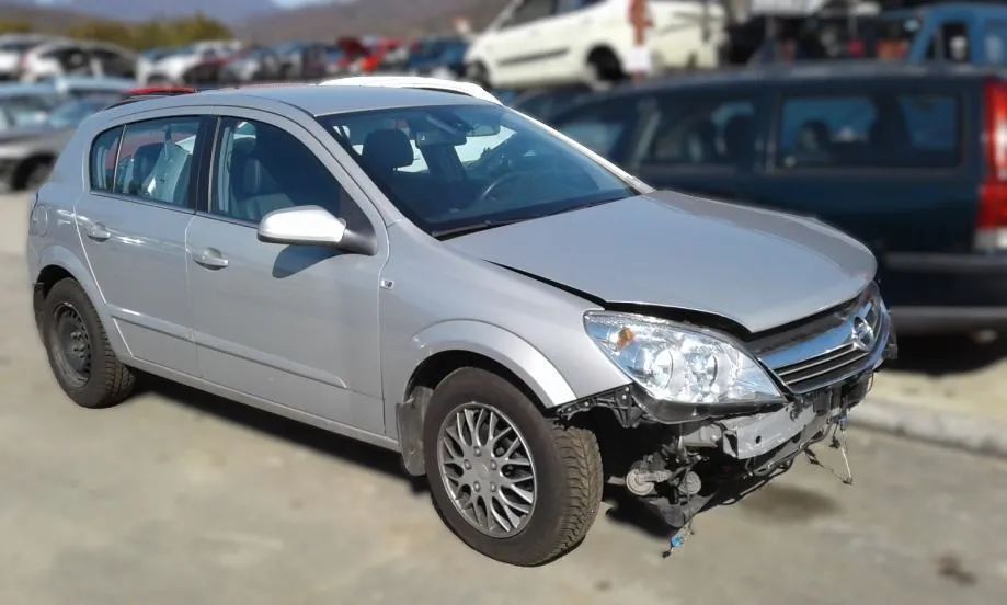 Dezmembrari / Dezmembrez OPEL ASTRA H