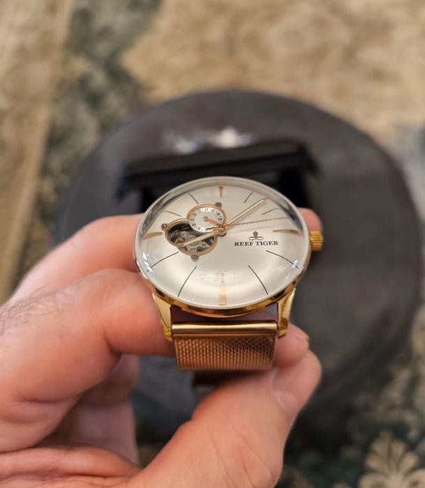 Наручные часы Reef Tiger. Новые.