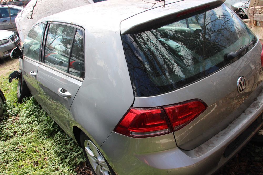 Фолксваген Голф 7  VW GOLF -   1.6 TDI   2013 г.  – Само на части