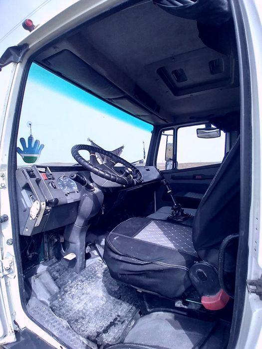 Мерседец Бенс 814 саларка