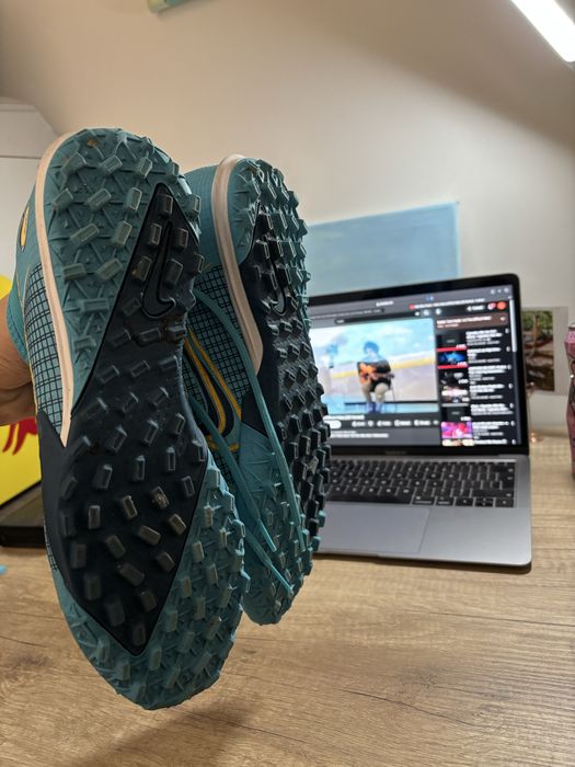 Ghete  fotbal pt sintetic