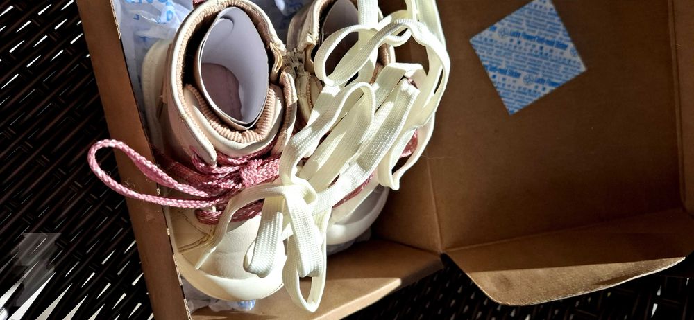 Боти Майорал  за момиченце