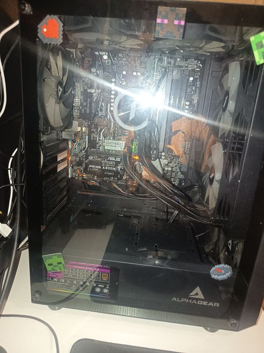 Vand pc gaming/editat,low-end