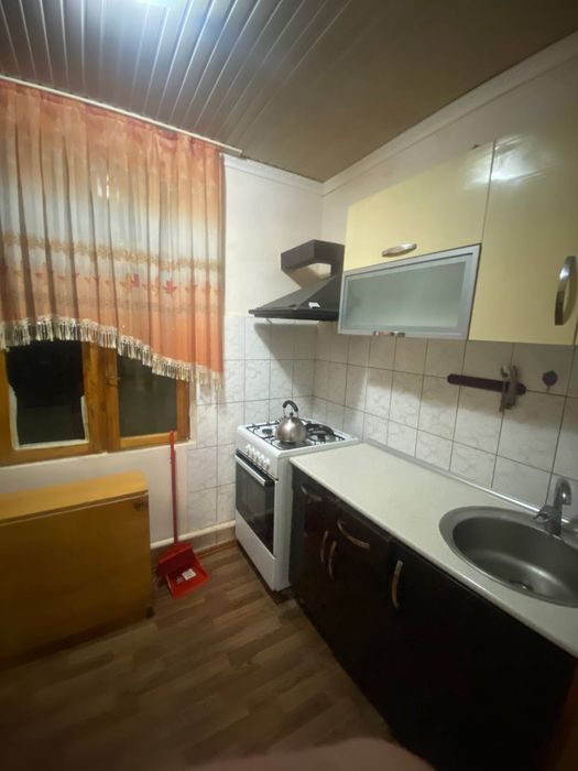 Продаётся 3 комнатная квартира пириделана 4 комнат