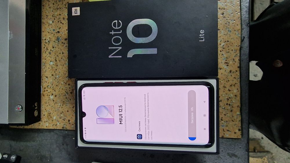 Mi note 10 lite у идеальном состоянии