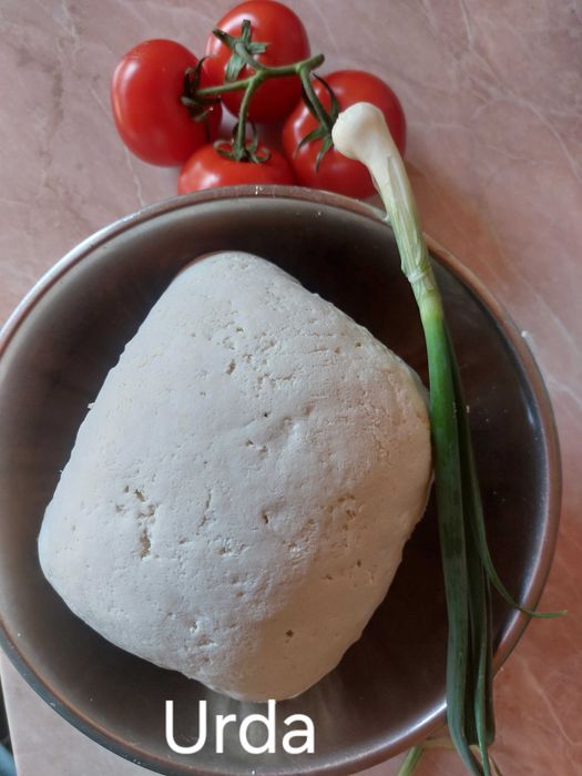 Vand branza de capra si oaie