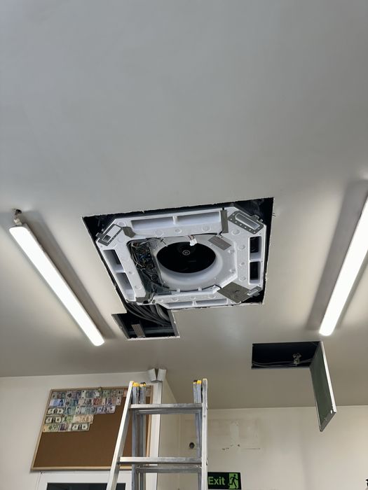 Montaj/ instalare aer conditionat bucuresti