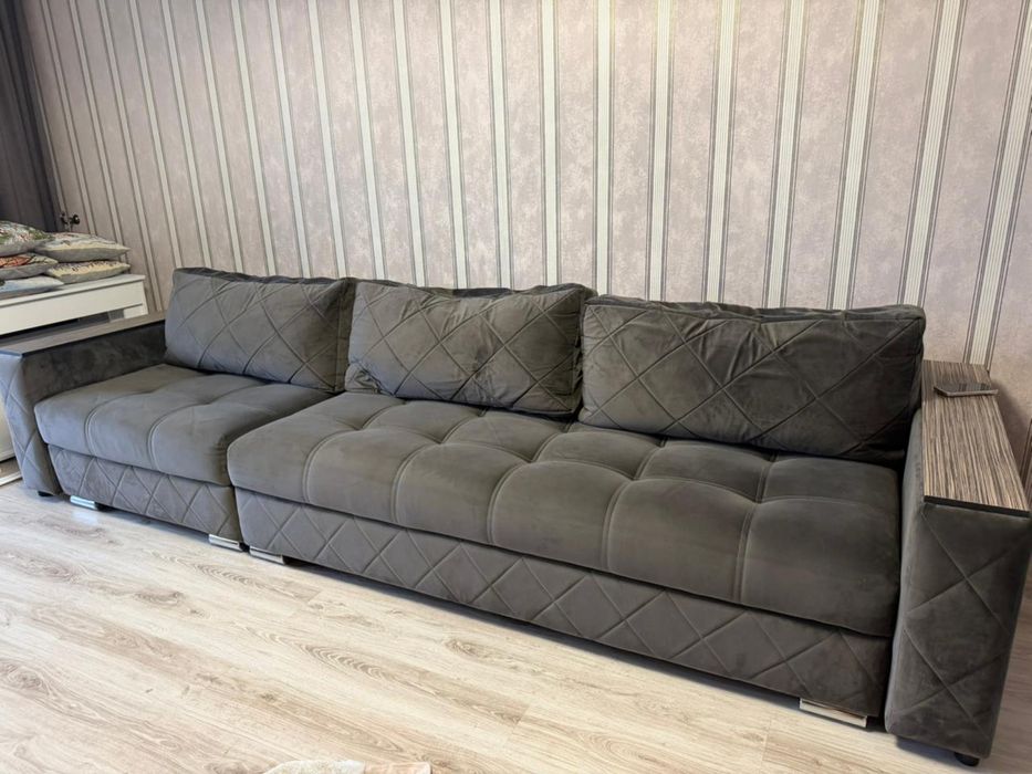 Продам диван в отличном состоянии