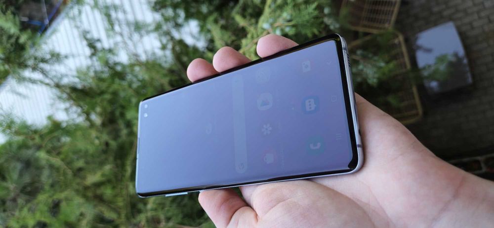 Samsung Galaxy S10 Plus 128 / 8Gb Albastru Impecabil + Cablu si Incarcator