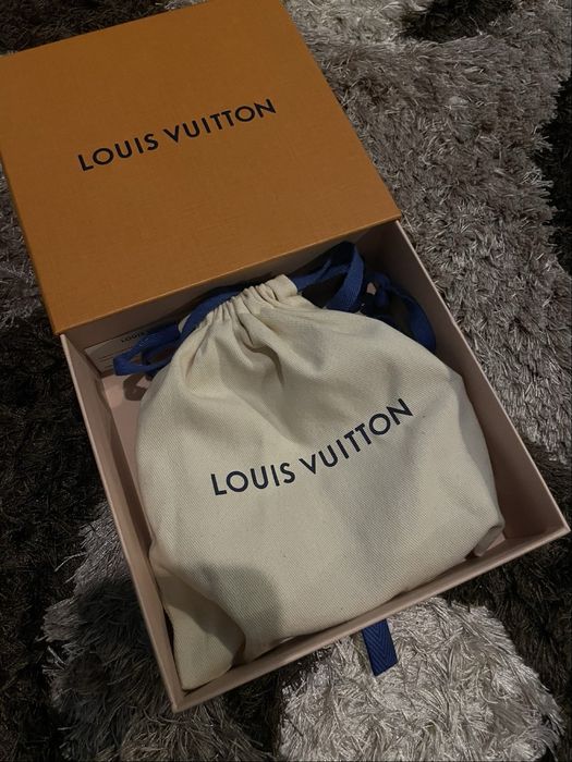 Curea Louis Vuitton