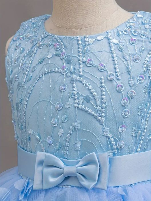 Нарядное платье принцессы