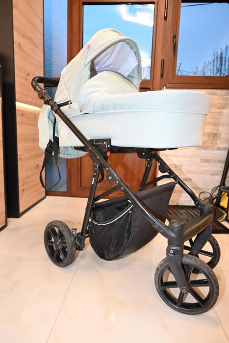 Бебешка количка RETRUS VAYA 3 В 1 MINT LEN
