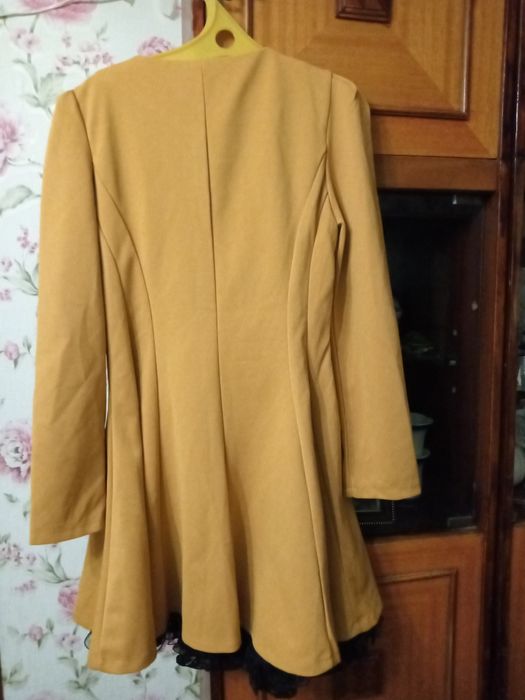 Продам платья вечерние