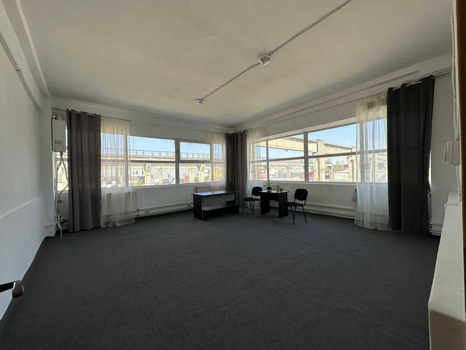 Inchiriere Spatiu/ DEPOZIT etaj 160 mp Calea Chisinaului