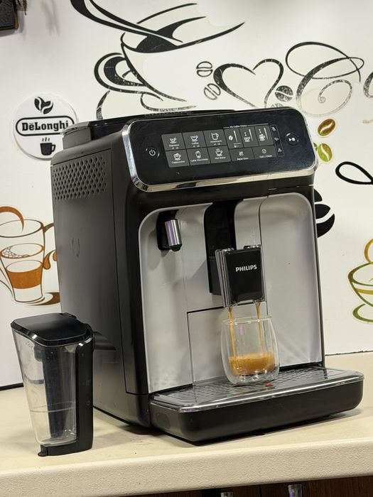 Кафемашина кафе автомат Philips EP3246  с гаранция