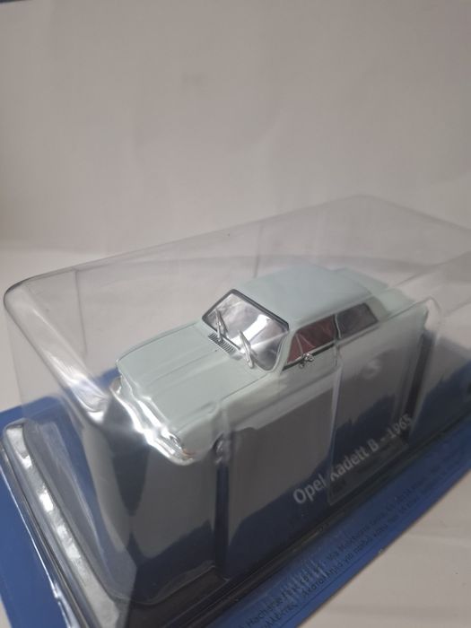 Колекционерска количка Opel Kadett B - 1965 Hachette 1:43.