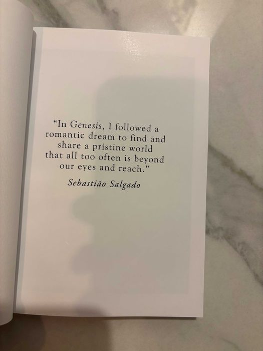 album foto Sebastiao Salgado Genesis editie mica hardcover 2022 noua