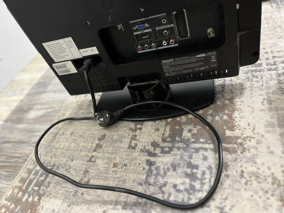 Продава се монитор