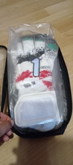 Професионални вратарски ръкавици Rinat Asimetrik Prime Pro