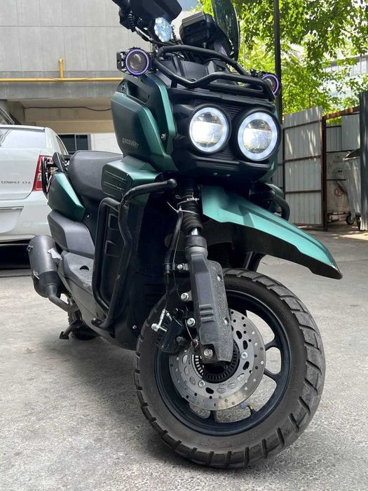 Skuter Tank Discovery