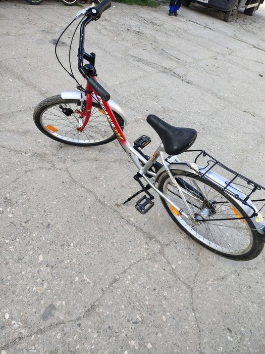 Bicicleta Pegasus Zoom roti 24. 3 viteze in butuc Nexus Shimano.