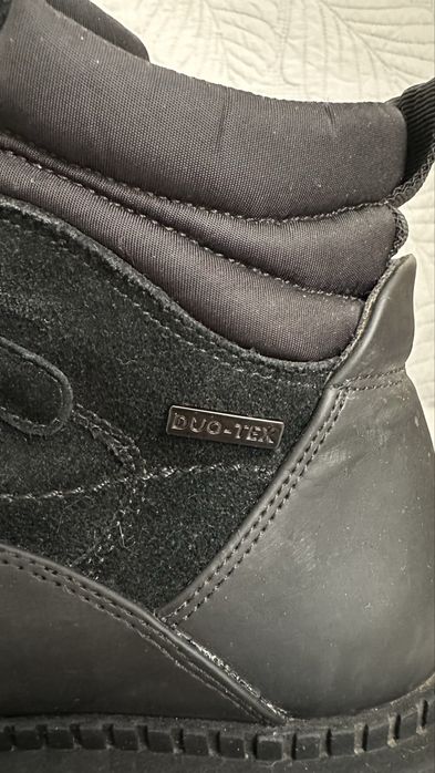 Ботинки зимние Tamaris 39 размер