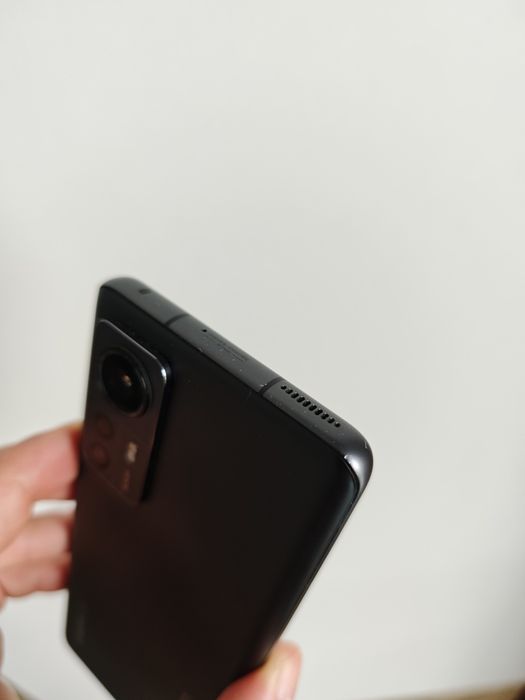 Xiaomi 12 8gb RAM + 256 GB