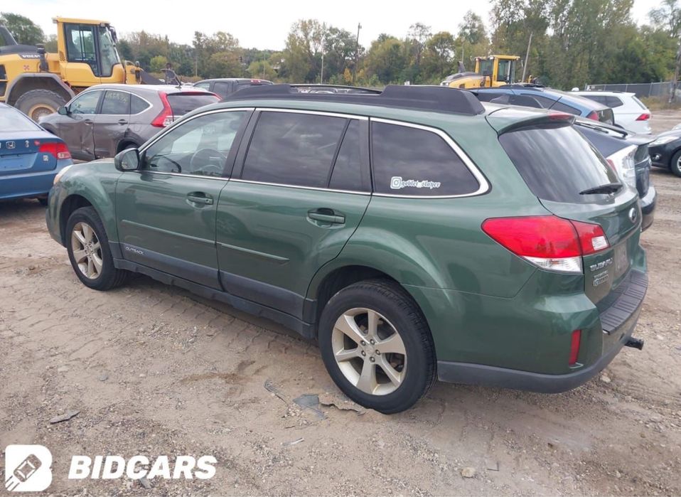 Subaru Outback 2013 год Потида тур цена 2.6 мил