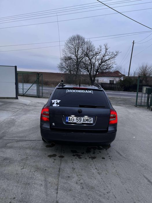 Vand sau schimb skoda octavia 2
