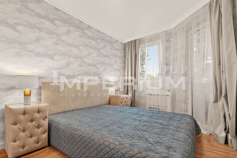 Дава се под наем Тристаен апартамент в Варна, Център - 100 кв.м за 1650 € - Снимка #12