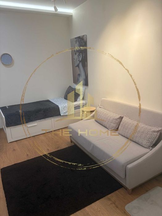 Дава се под наем Двустаен апартамент в Варна, Център - 40 кв.м за 600 € - Снимка #2