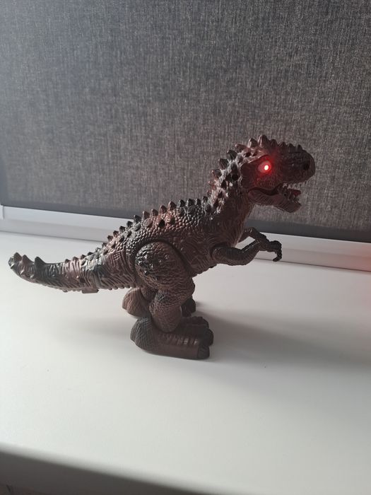 Продам динозавра