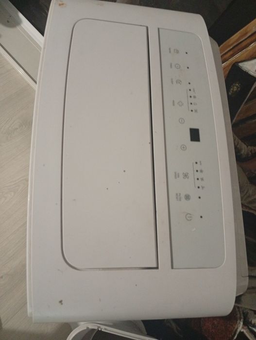 Vând aer condiționat portabil  Beko