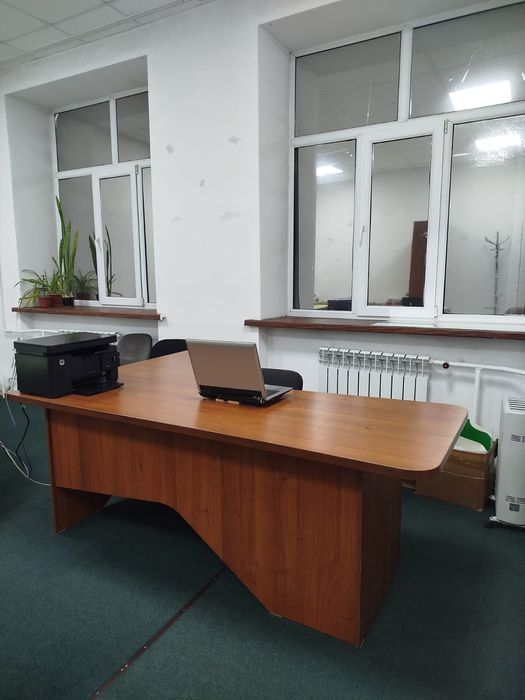 Стол офисный продам